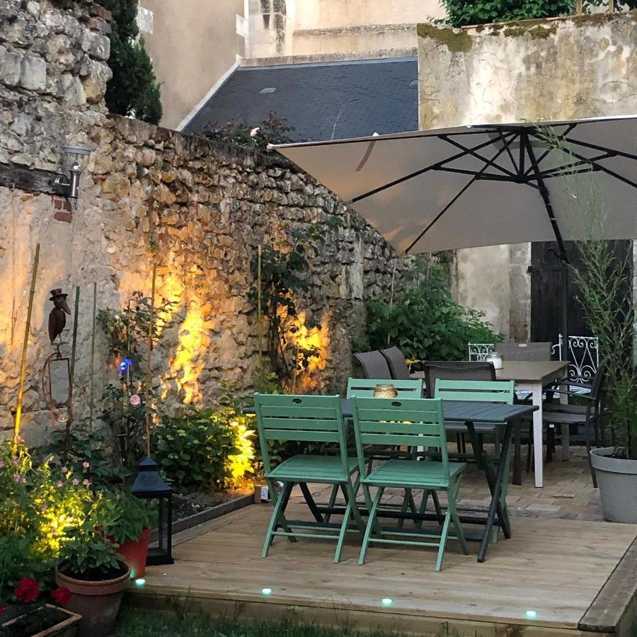 Bed and Breakfast Les 3 Echoppes Charge Exterior foto